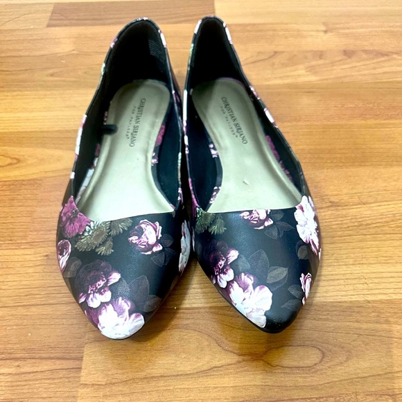 Christian Siriano Women's Floral Pointed Toe Flats - Picture 3 of 5